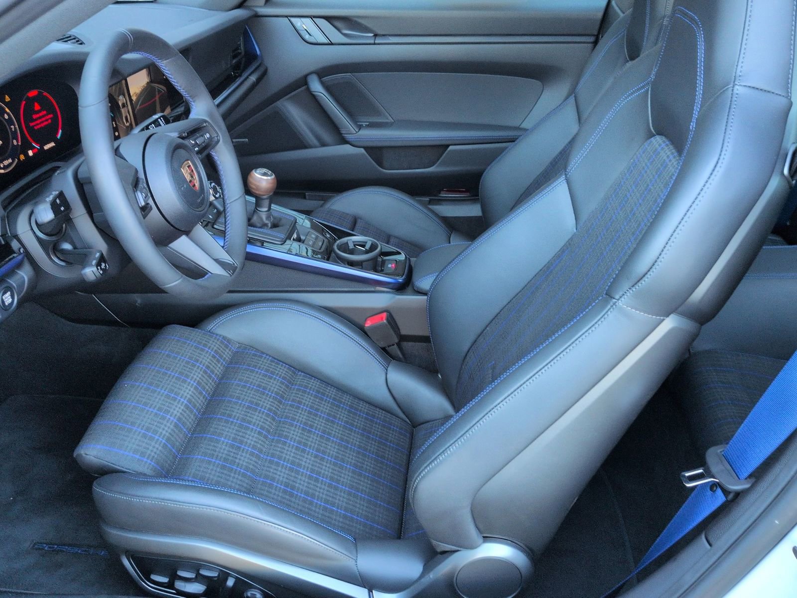 Certified 2026 Porsche 911 Carrera T image 5