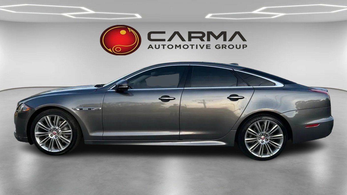 Used 2016 Jaguar XJ R-Sport image 2