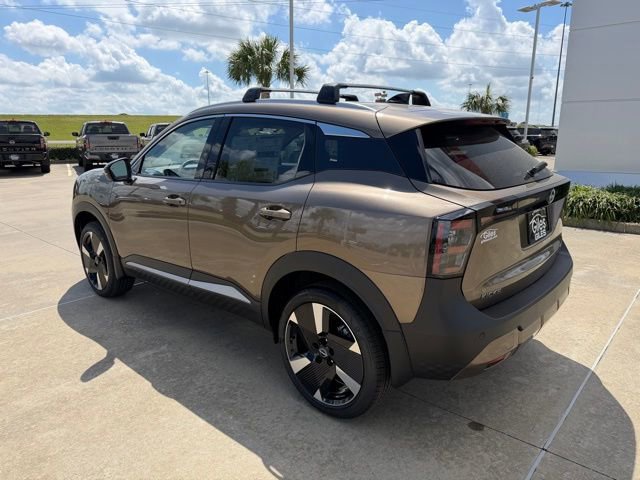 New 2026 Nissan Kicks SR w/ Cold Weather Package FWD image 3