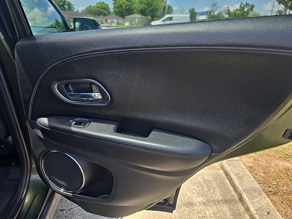 Used 2016 Honda HR-V EX-L image 36
