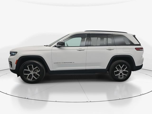 Used 2024 Jeep Grand Cherokee Limited image 6