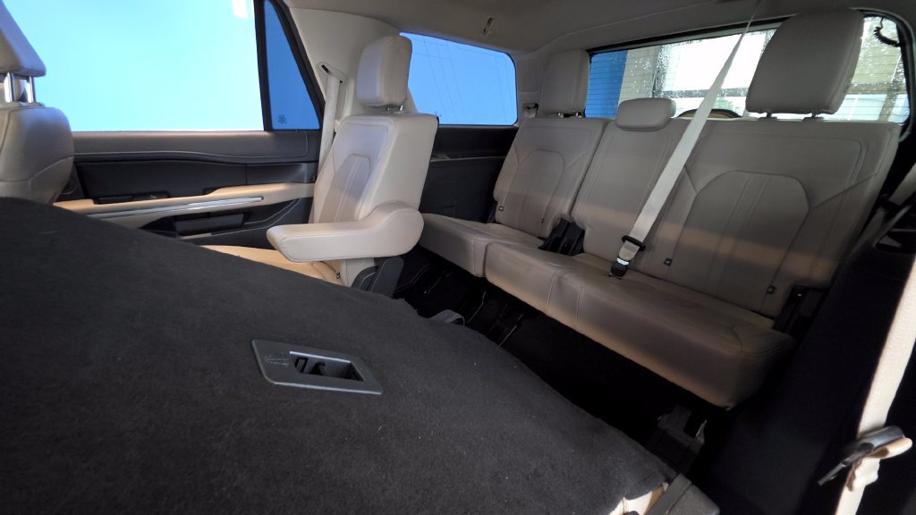 Used 2024 Ford Expedition Limited AWD/4WD image 21