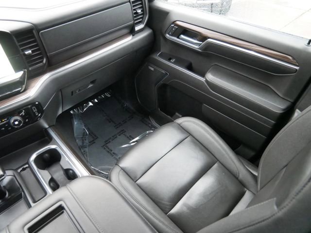 Used 2022 Chevrolet Silverado 1500 LT Trail Boss w/ Convenience Package II image 11