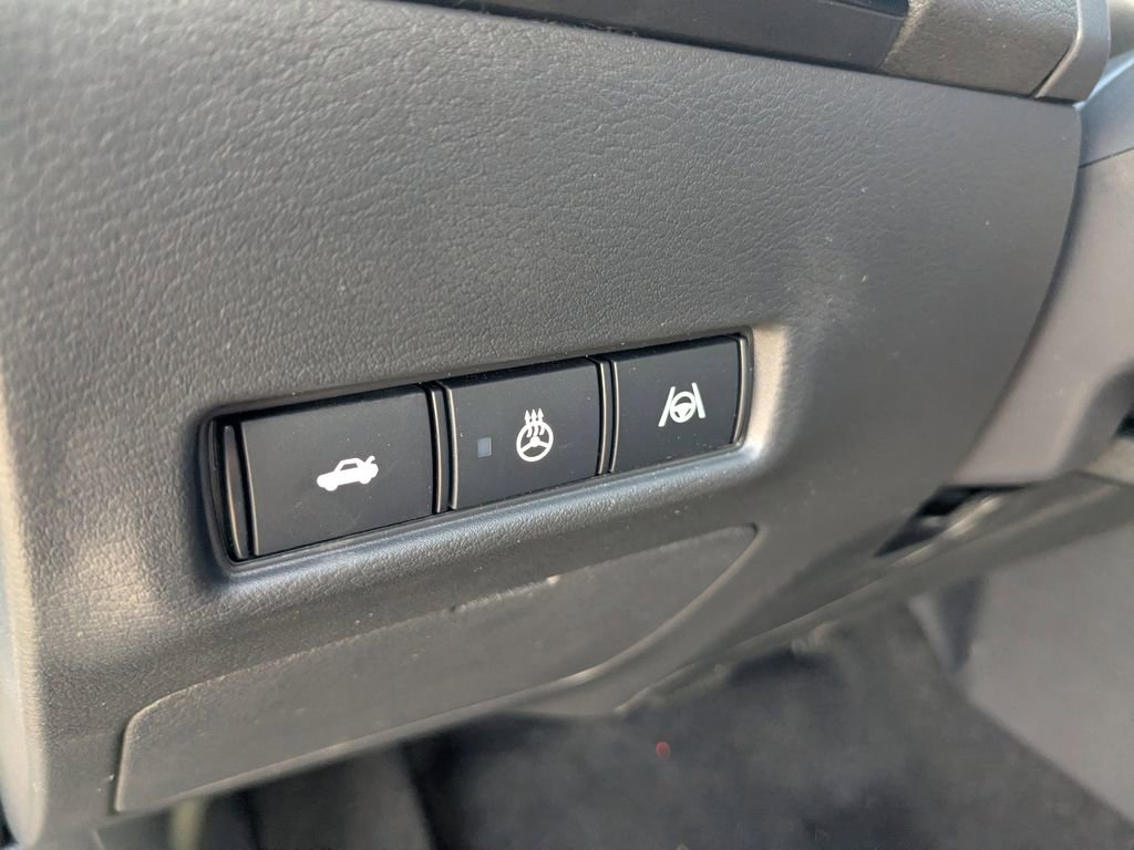 New 2026 Nissan Sentra SR w/ SR Premium Package FWD image 23