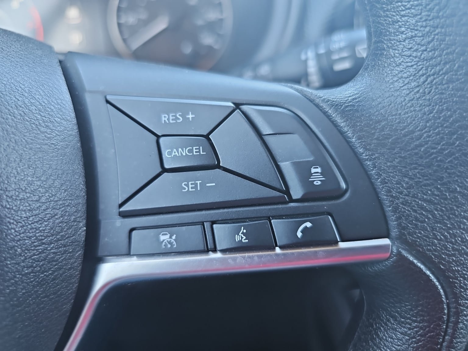 Used 2024 Nissan Kicks SV FWD image 23