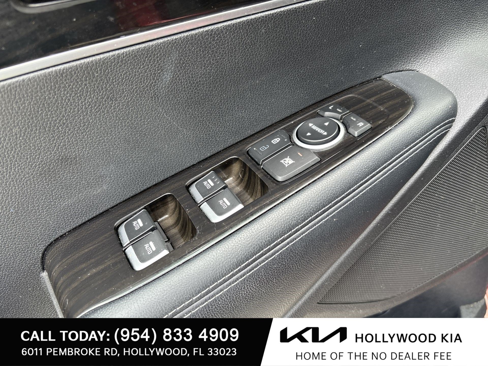 Used 2019 Kia Sorento FWD image 15