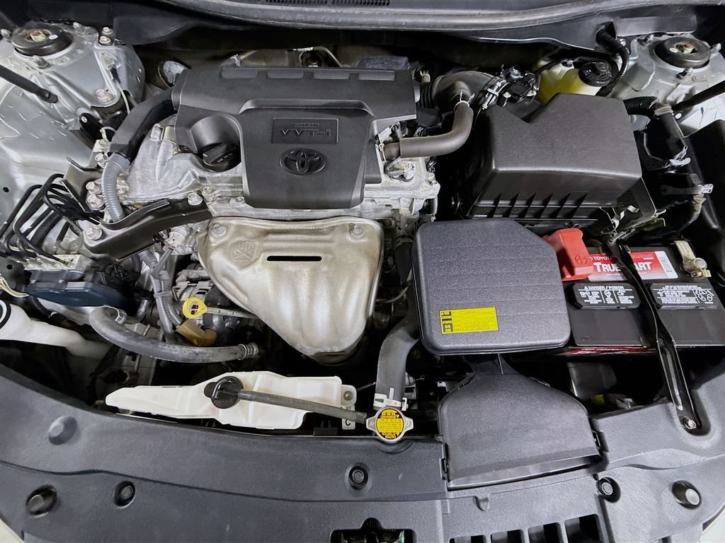 Used 2015 Toyota Camry LE FWD image 30
