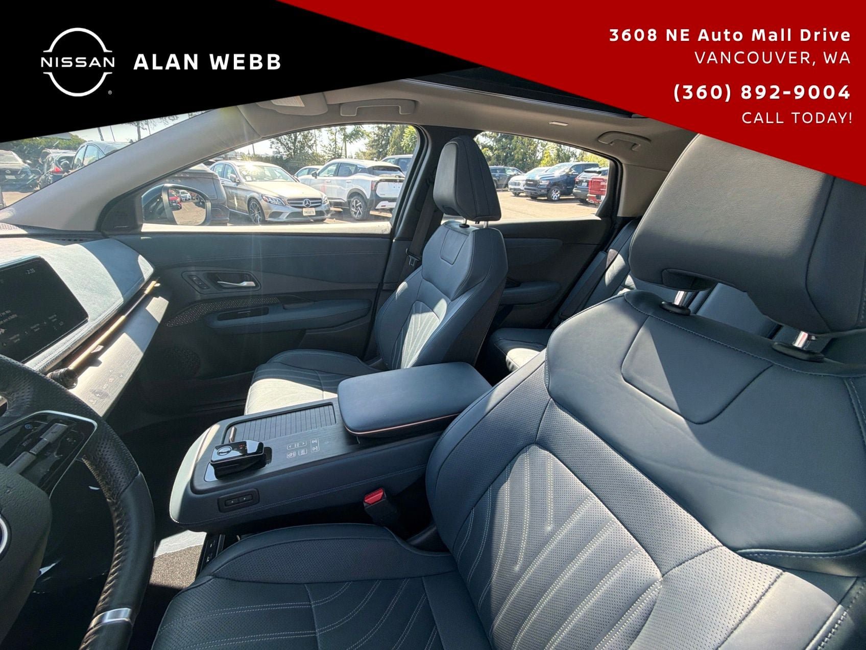 Used 2024 Nissan Ariya AWD image 12