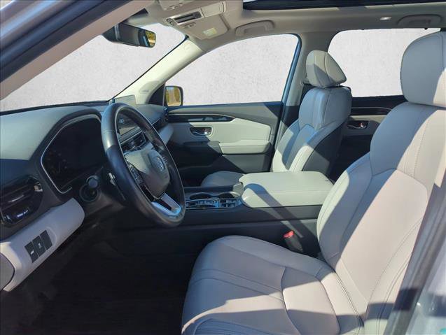 Used 2024 Honda Pilot Touring image 14