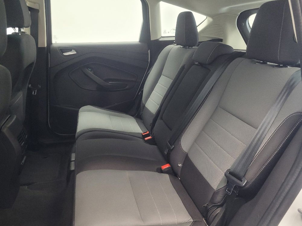 Used 2016 Ford C-MAX SE image 18