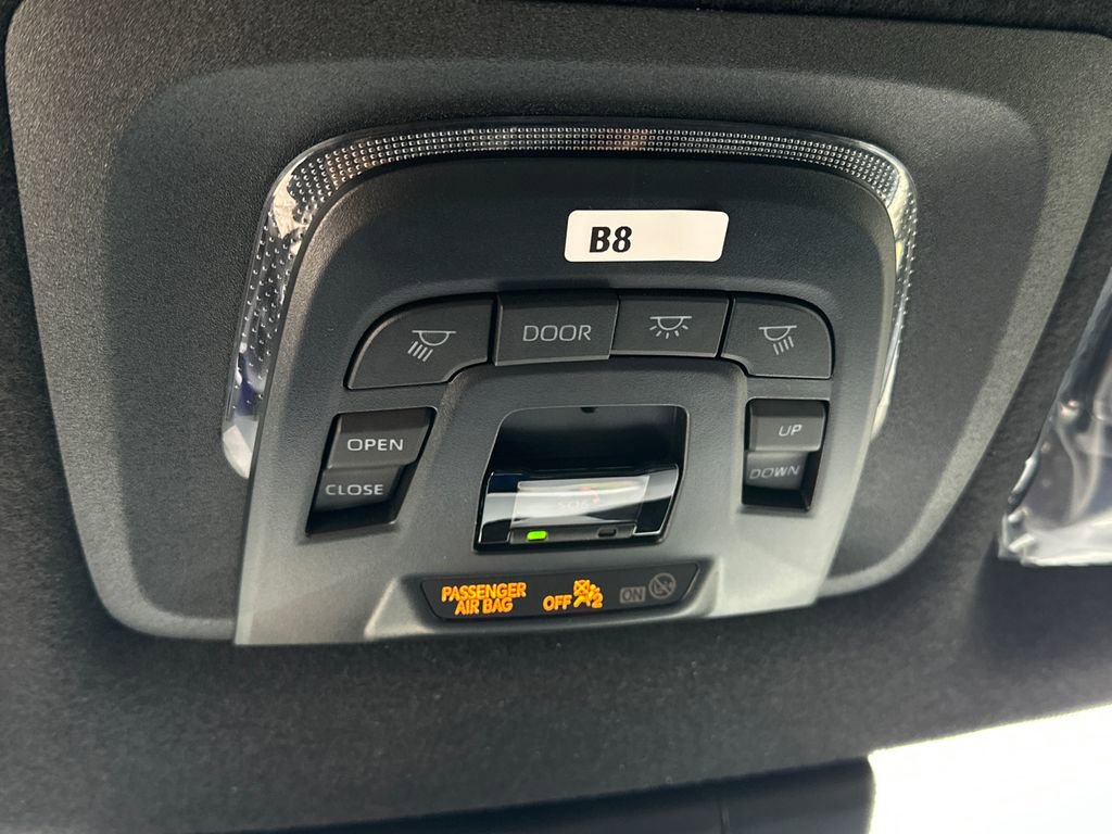 New 2026 Toyota Corolla Cross SE image 29