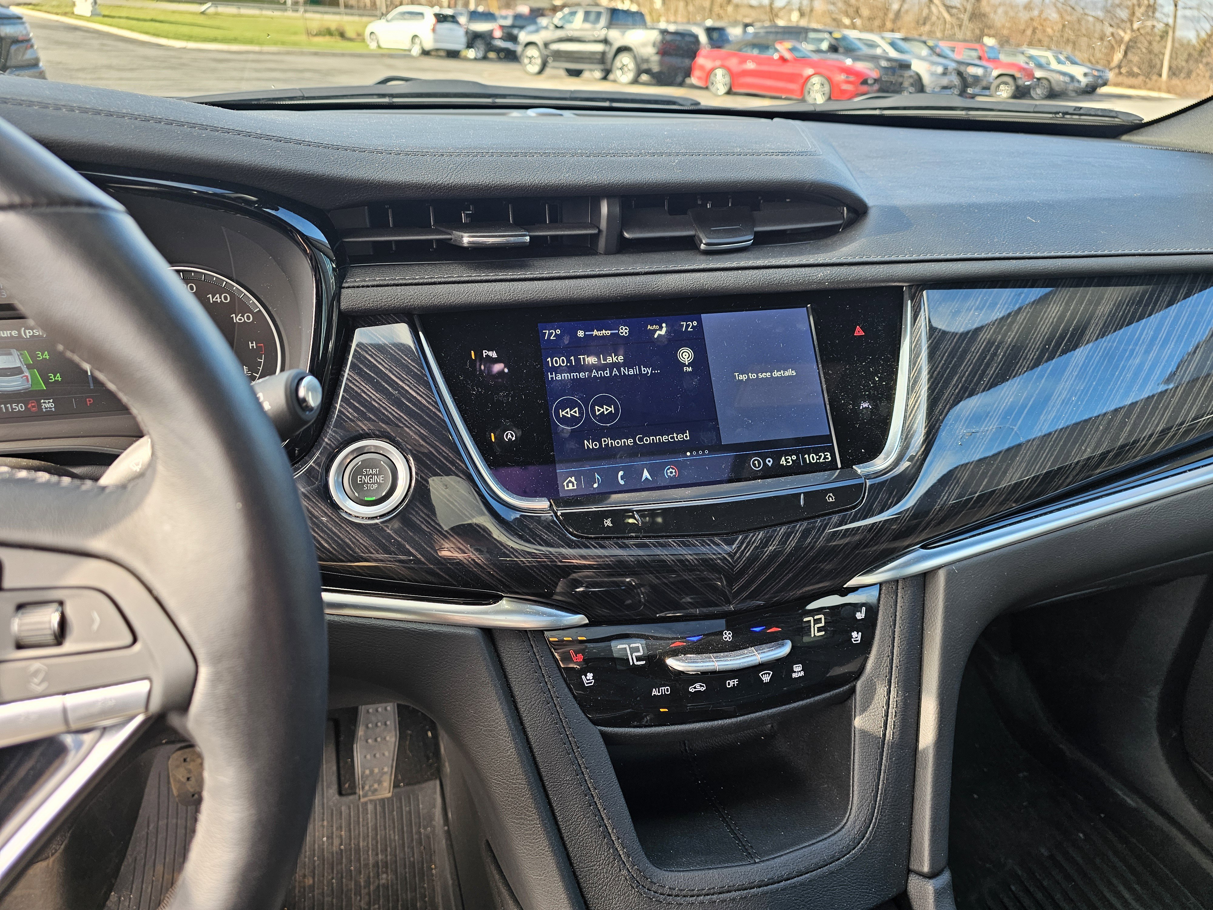 Used 2024 Cadillac XT6 Premium Luxury image 18