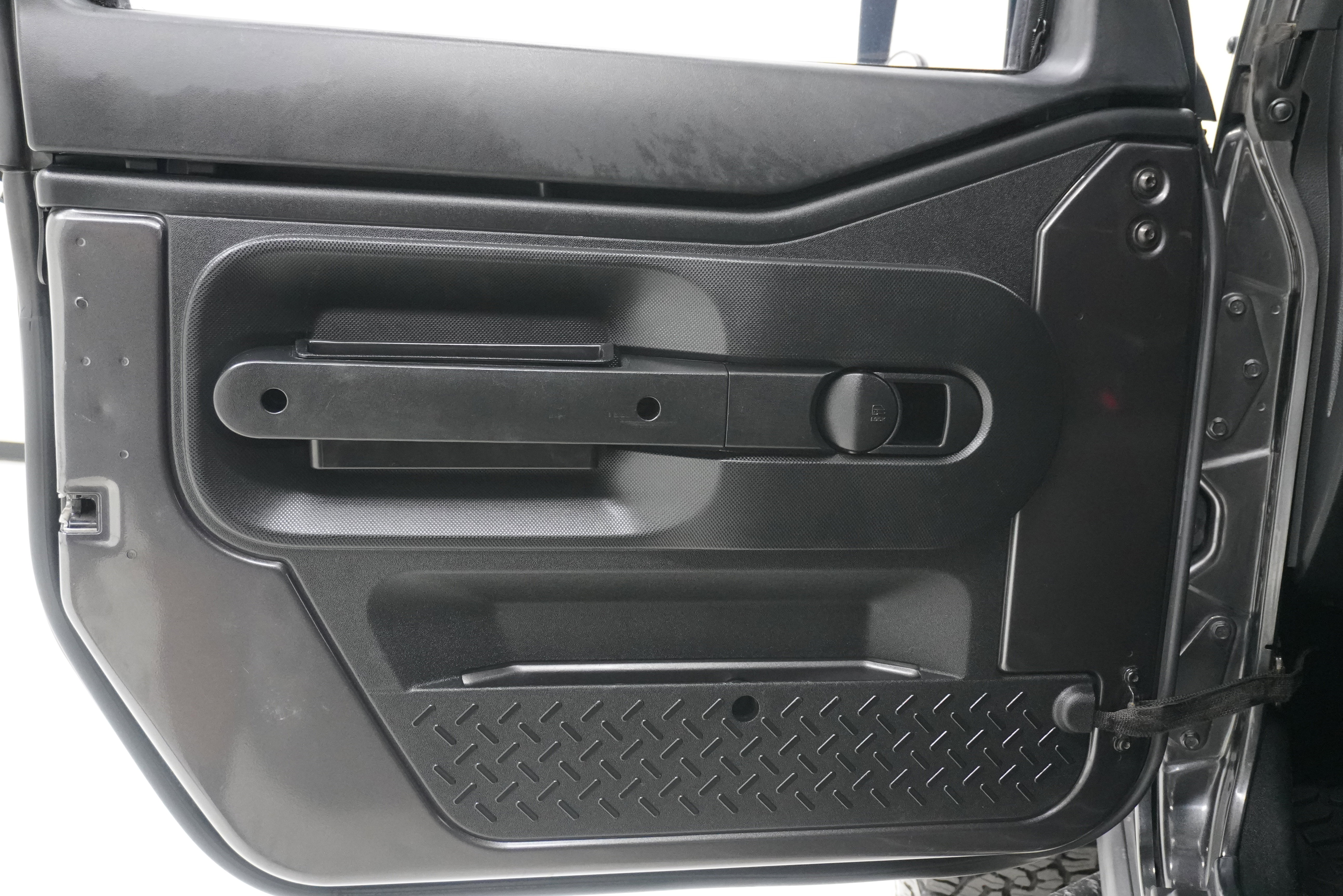 Used 2017 Jeep Wrangler Unlimited Sport image 16