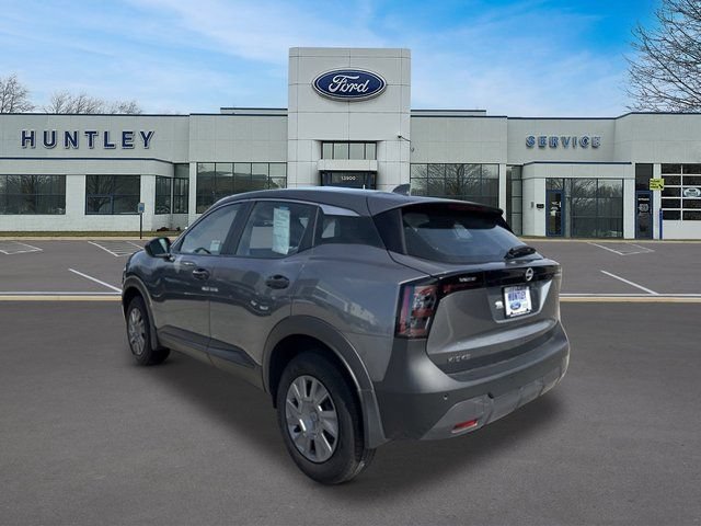 Used 2025 Nissan Kicks S FWD image 5