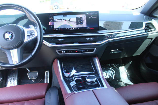 Used 2024 BMW X6 xDrive40i w/ M Sport Professional Package AWD/4WD image 15