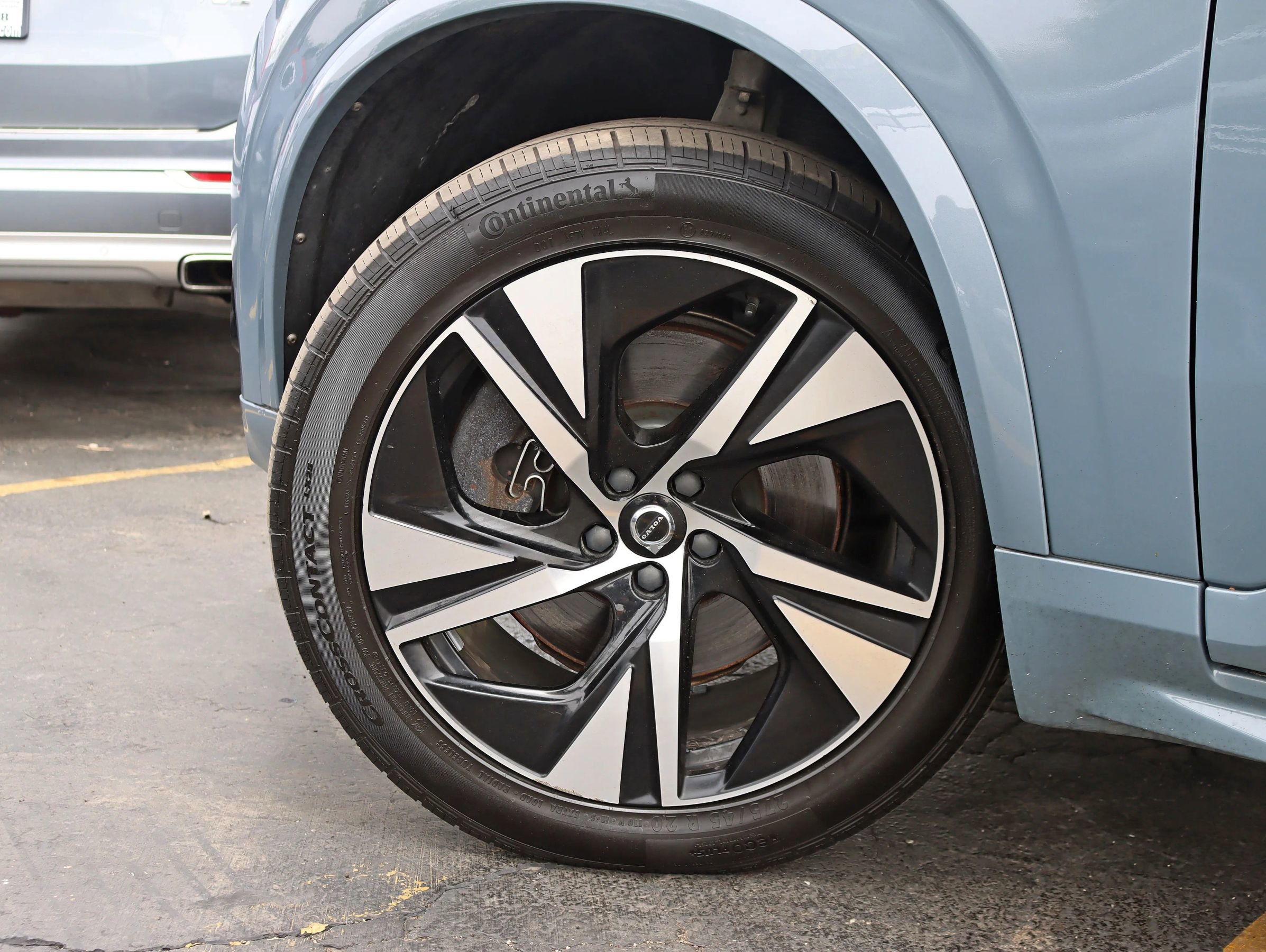 Used 2021 Volvo XC90 T8 R-Design AWD/4WD image 16