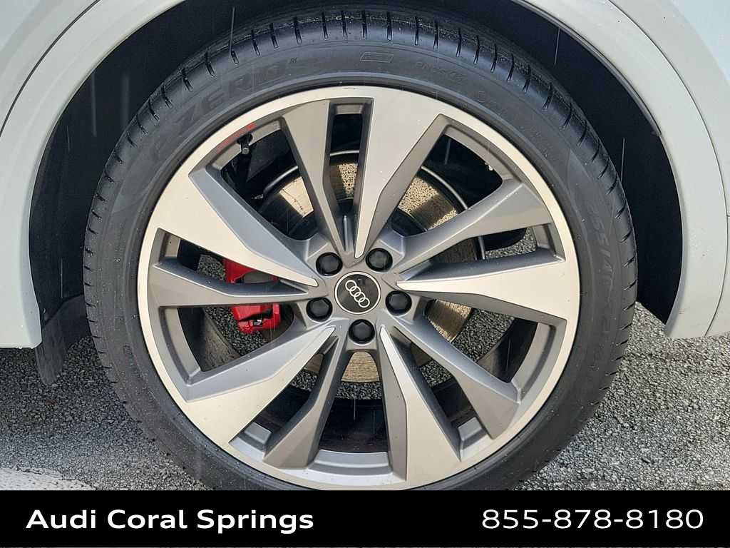 Certified 2024 Audi SQ5 Prestige AWD/4WD image 16