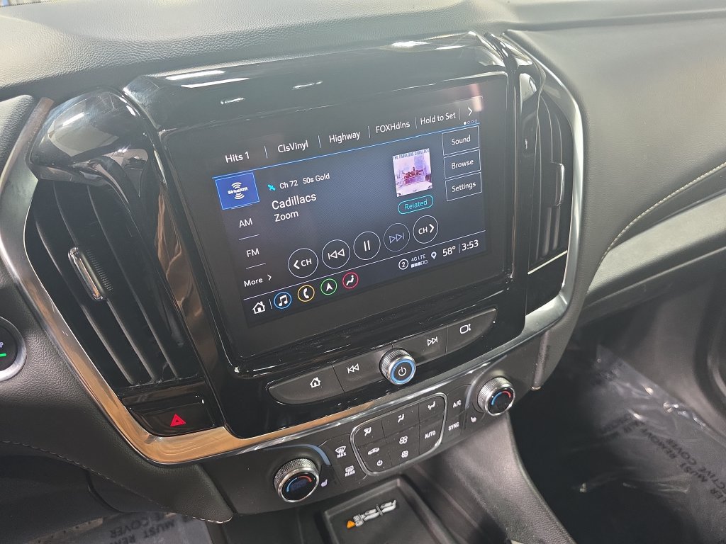 Used 2023 Chevrolet Traverse LT w/ LT Premium Package AWD/4WD image 25