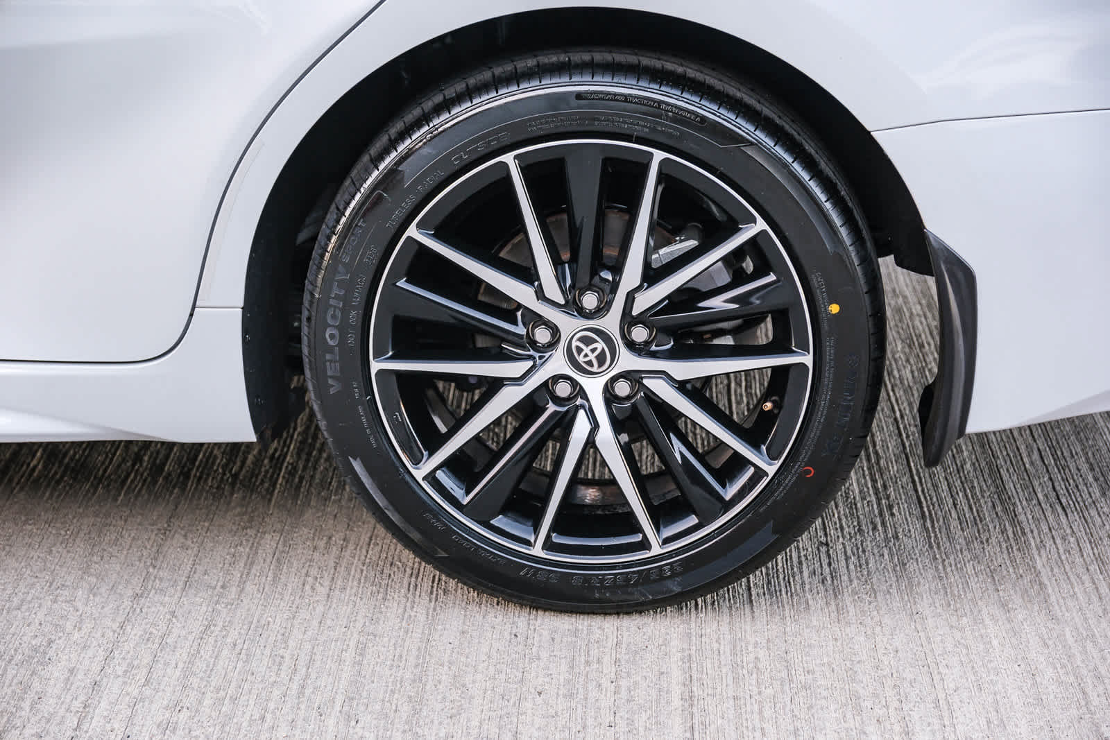 Certified 2022 Toyota Camry SE FWD image 9