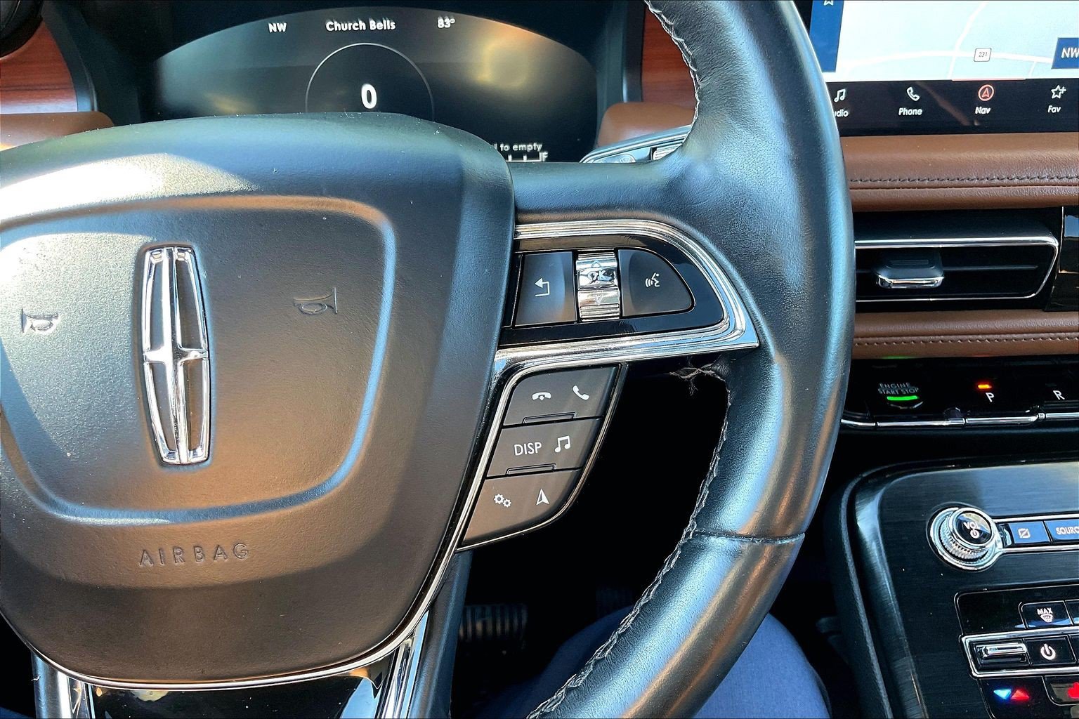 Used 2022 Lincoln Nautilus Reserve AWD/4WD image 19