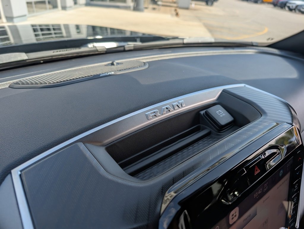 New 2025 RAM 2500 Big Horn image 34