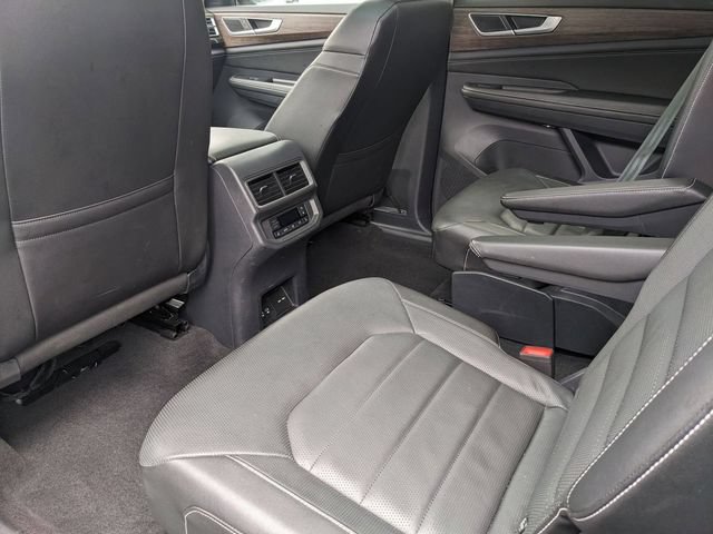 Used 2024 Volkswagen Atlas SEL AWD/4WD image 27