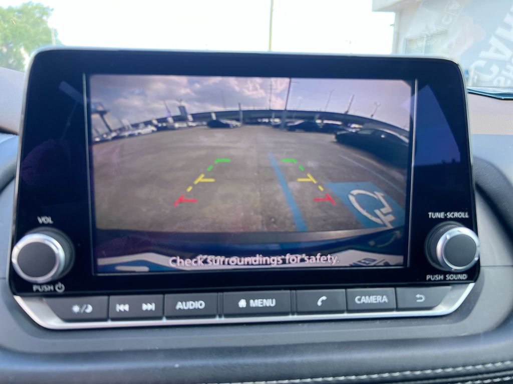 Used 2023 Nissan Rogue S FWD image 20