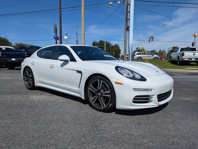 Used 2016 Porsche Panamera 4 AWD/4WD image 3
