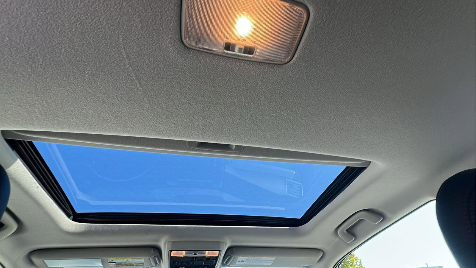 Used 2023 Toyota 4Runner TRD Off-Road Premium w/ Off Road Premium Plus Package image 19