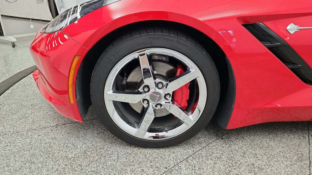 Used 2014 Chevrolet Corvette Stingray Convertible w/ 3LT Preferred Equipment Group RWD image 15