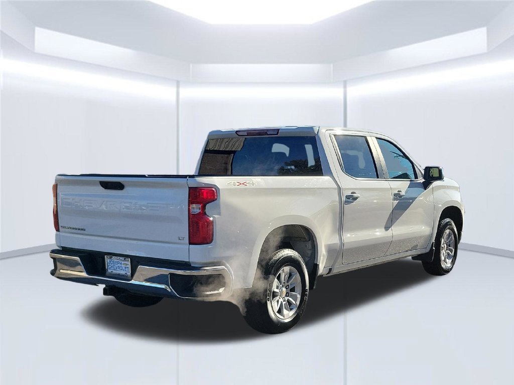 Used 2025 Chevrolet Silverado 1500 LT AWD/4WD image 6