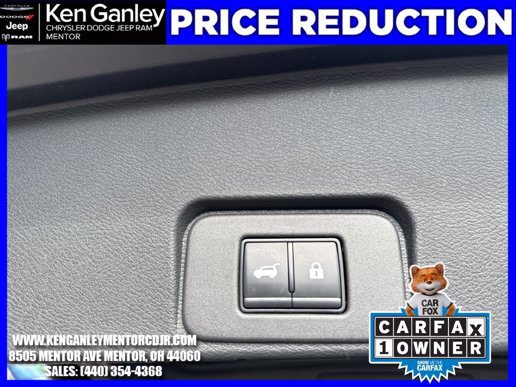 Used 2025 Nissan Rogue SV FWD image 11