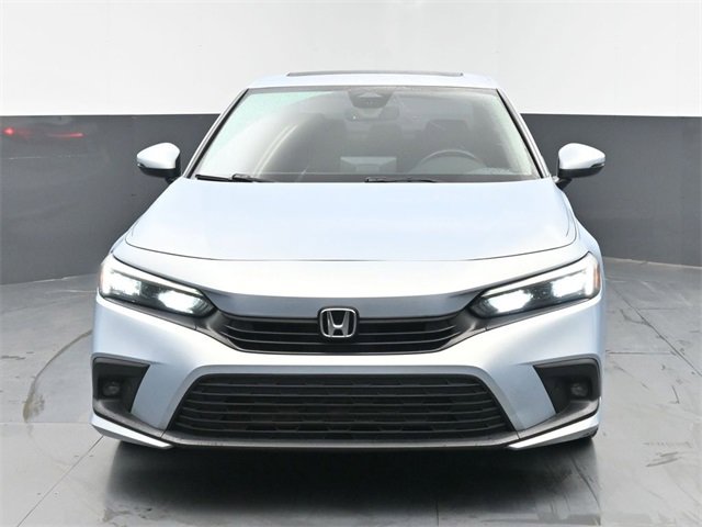 Used 2022 Honda Civic Touring image 3