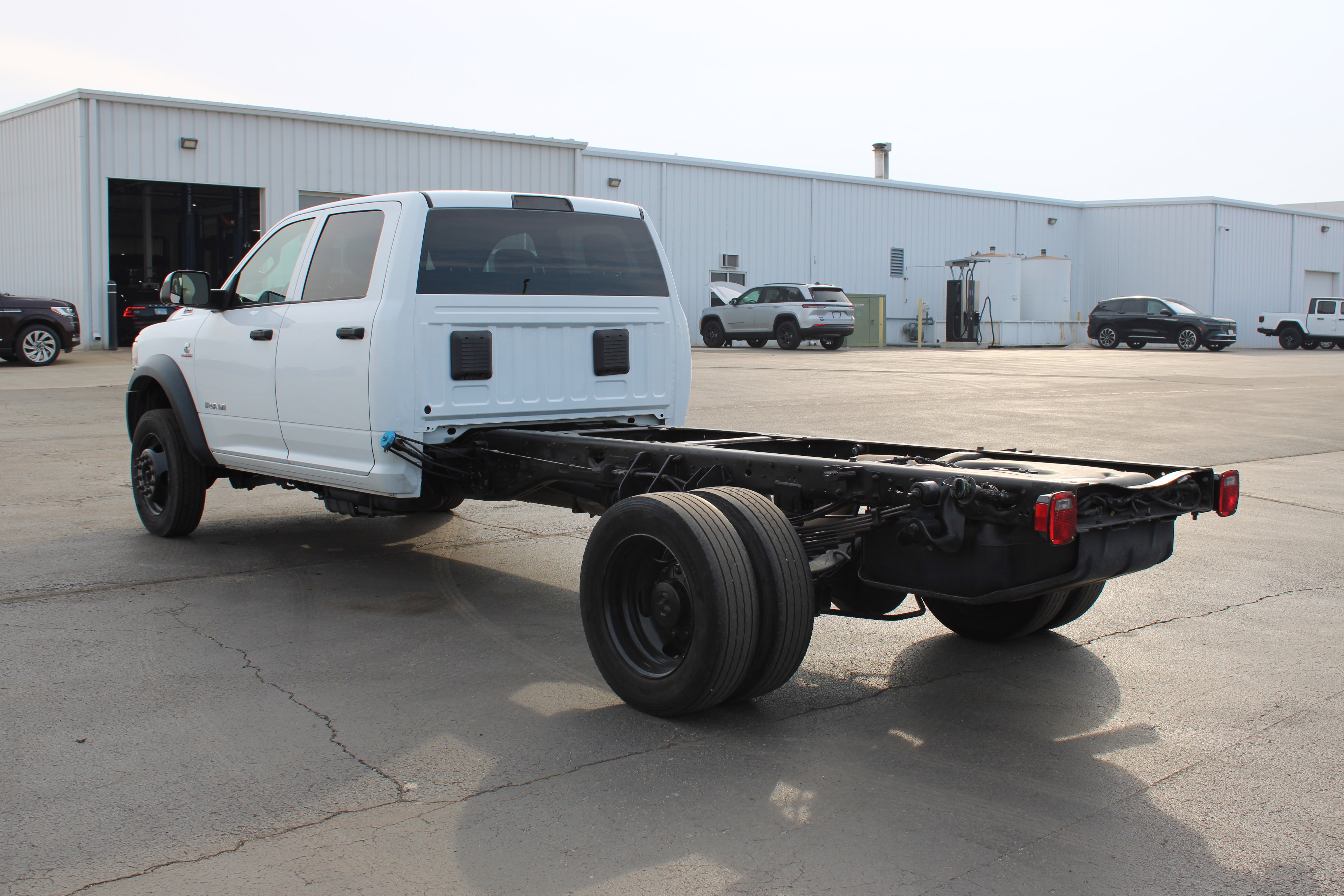 Used 2022 RAM 5500 Tradesman w/ Chrome Appearance Group image 6