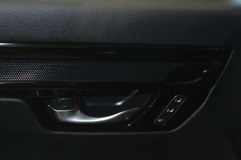 Used 2023 Honda CR-V Sport Touring image 8