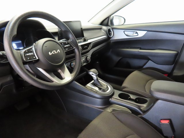 Used 2024 Kia Forte LXS image 4