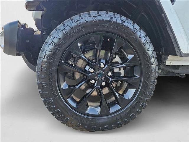 Used 2024 Jeep Wrangler Sahara image 24