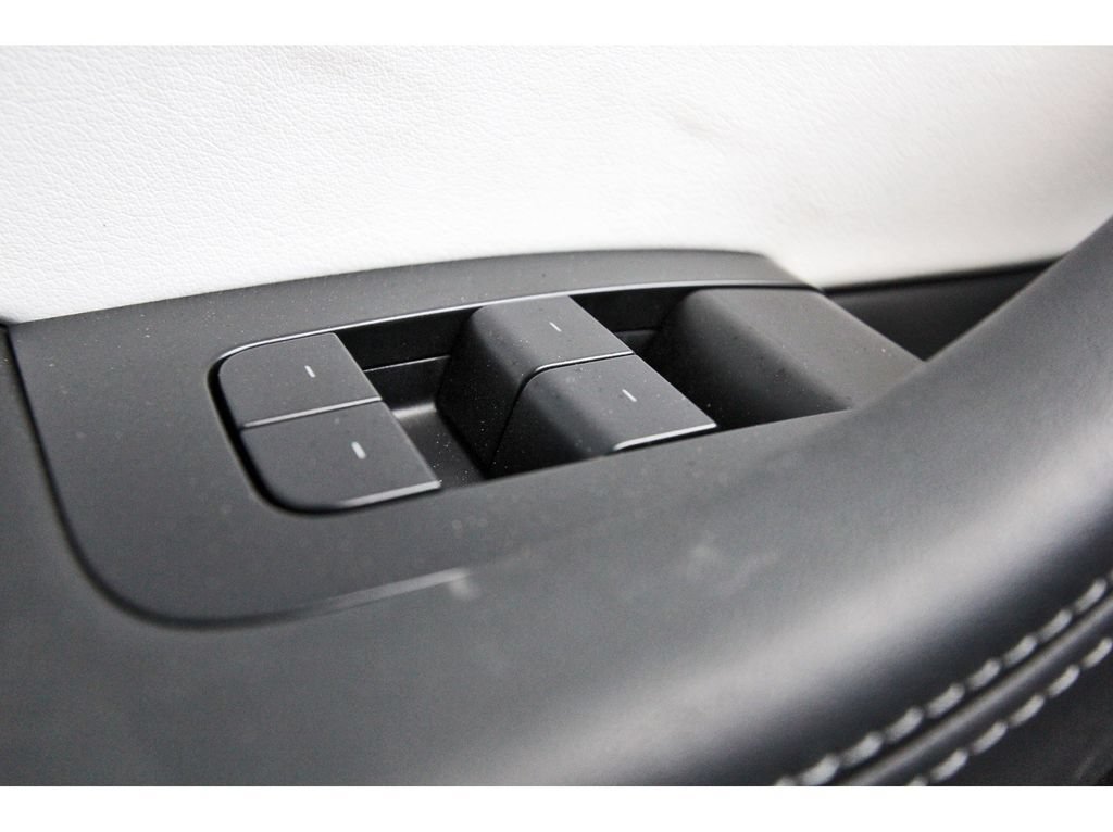 Used 2024 Tesla Model 3 Performance AWD/4WD image 19