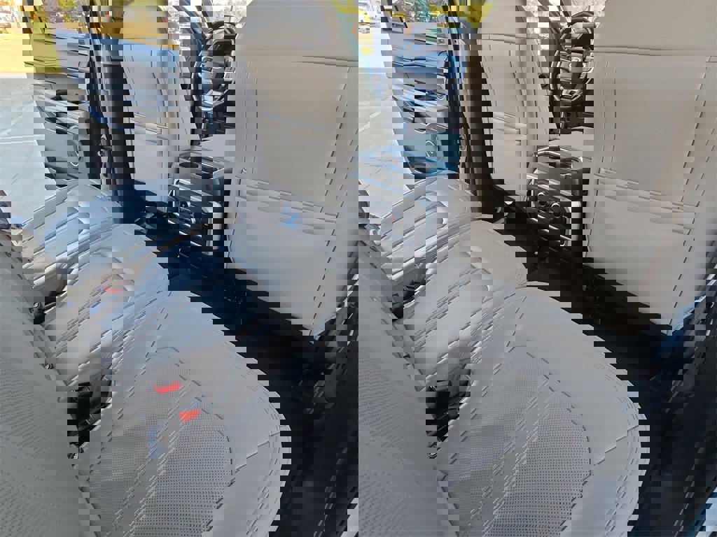 Used 2024 Ford Expedition Max Limited image 11