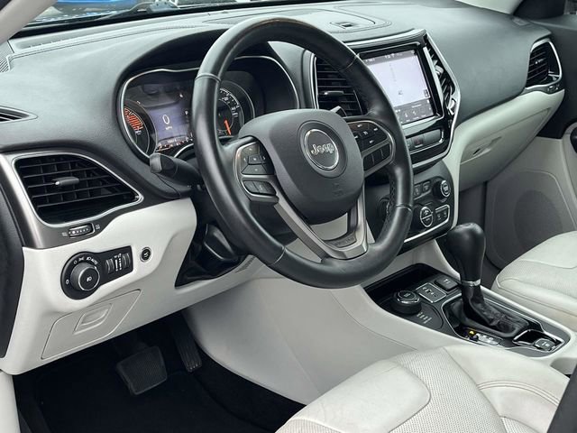 Used 2019 Jeep Cherokee Limited AWD/4WD image 12