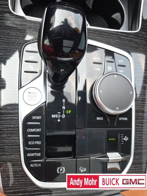 Used 2022 BMW X7 xDrive40i w/ M Sport Package AWD/4WD image 46