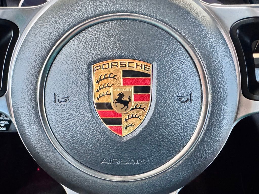 Used 2023 Porsche Cayenne Platinum Edition image 54