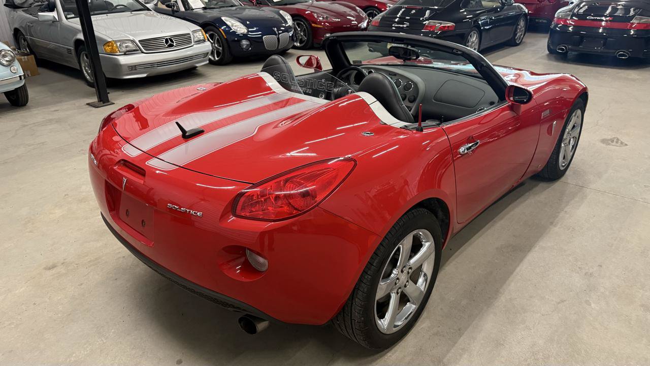 Used 2008 Pontiac Solstice Convertible w/ Premium Package RWD image 7