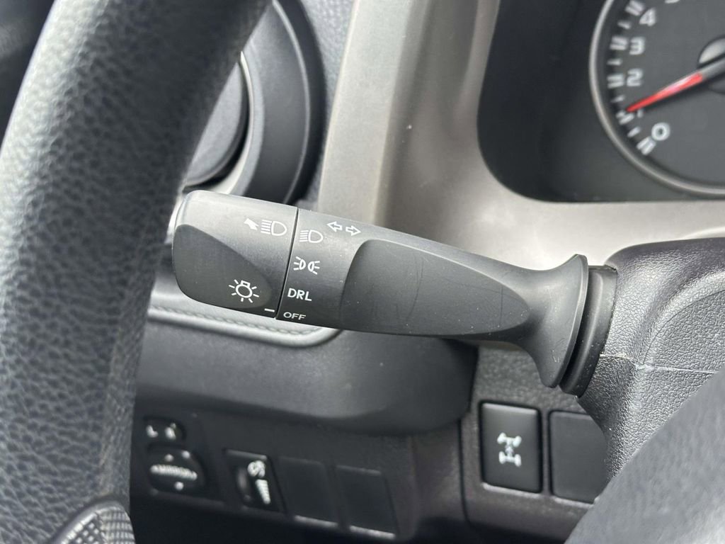 Used 2016 Toyota RAV4 LE image 20