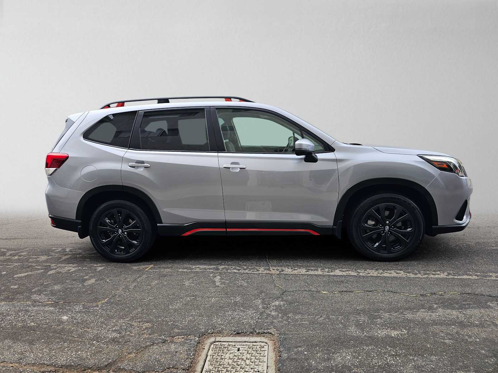 Used 2022 Subaru Forester Sport AWD/4WD image 2