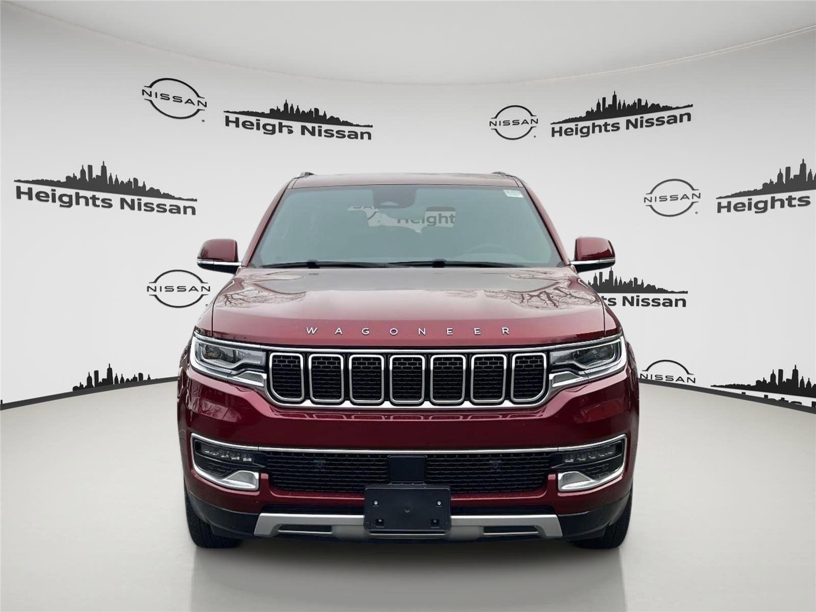 Used 2022 Jeep Wagoneer Series II AWD/4WD image 2