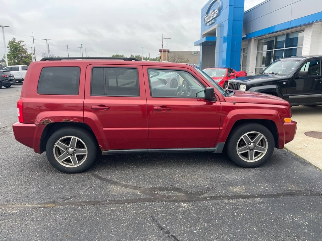 Used 2010 Jeep Patriot Sport AWD/4WD image 11