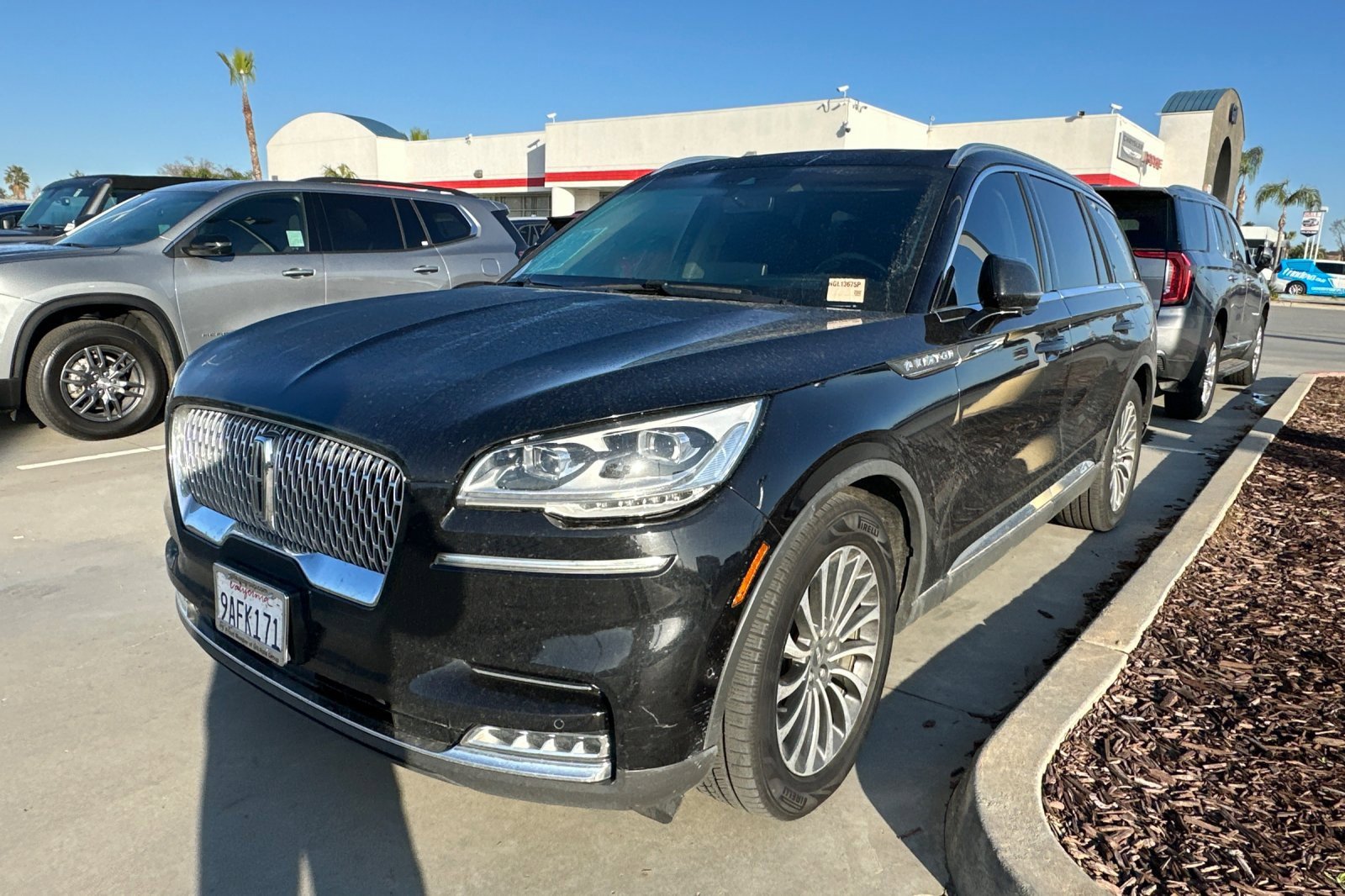 Used 2022 Lincoln Aviator Reserve w/ Equipment Group 201A image 2