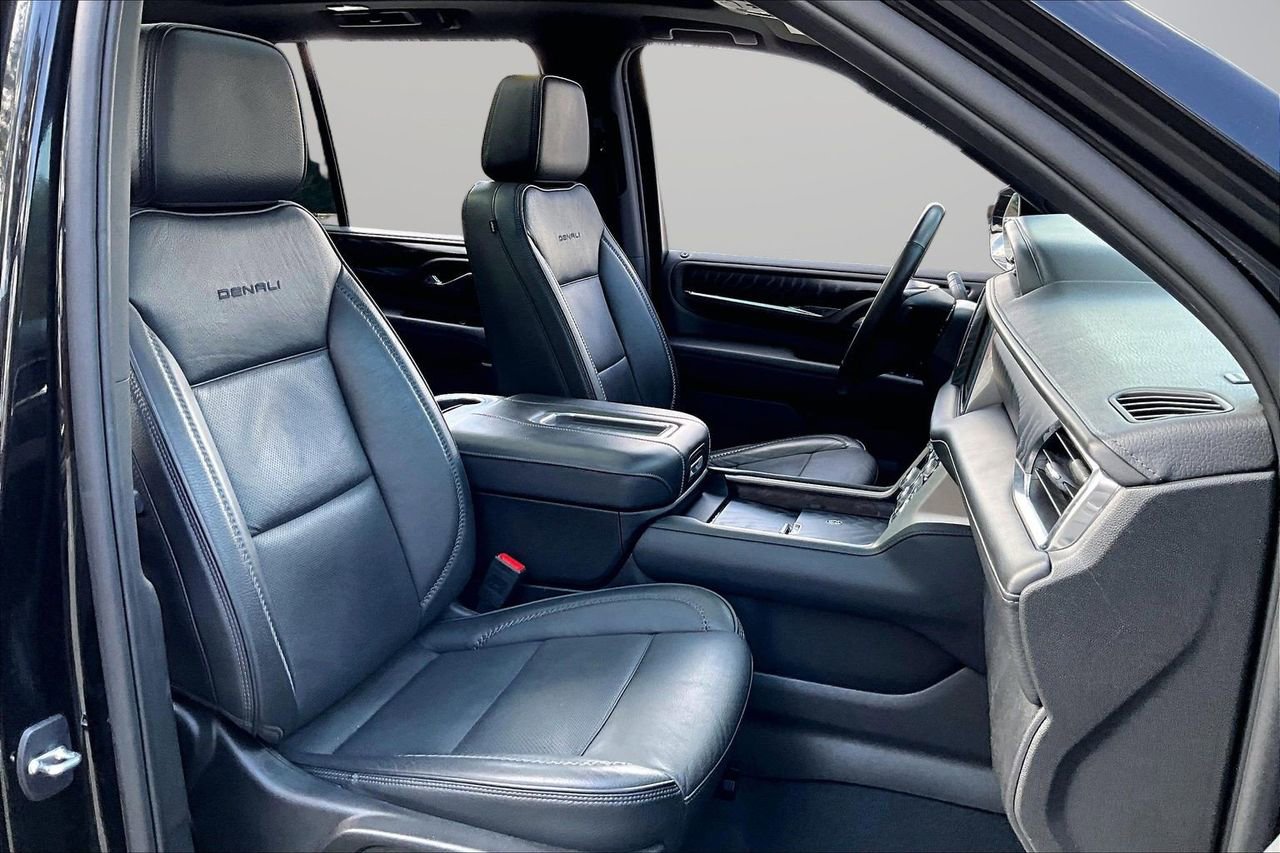 Used 2023 GMC Yukon Denali image 23