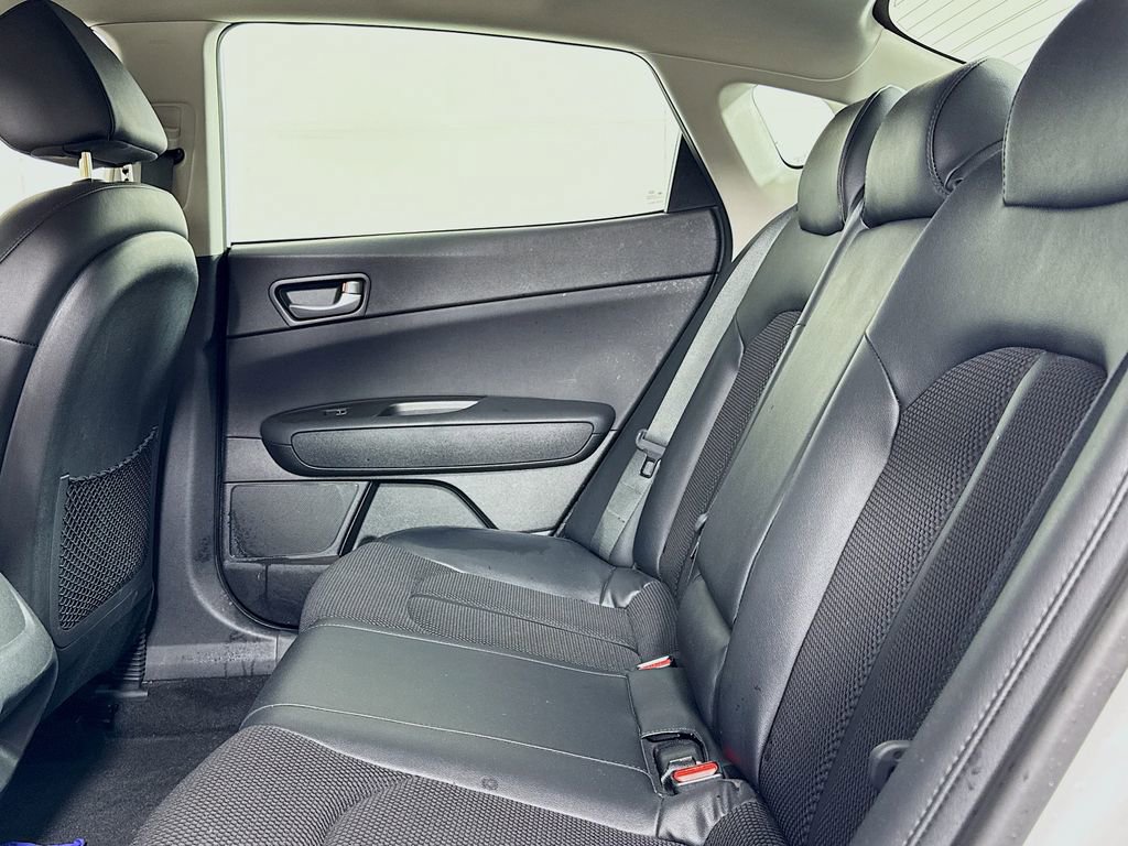 Used 2019 Kia Optima S FWD image 11
